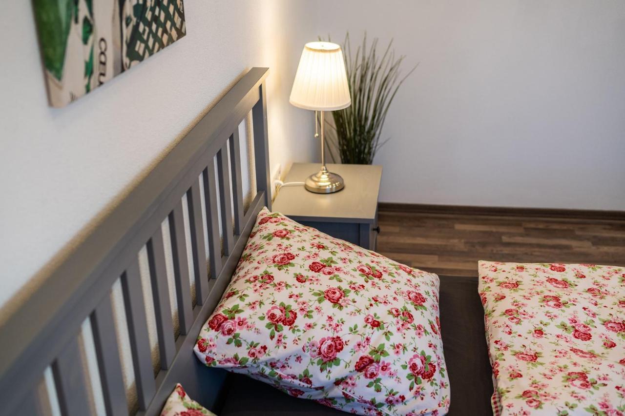 Ruhige Ferienwohnung Mit Panoramablick Ingoldingen Екстериор снимка
